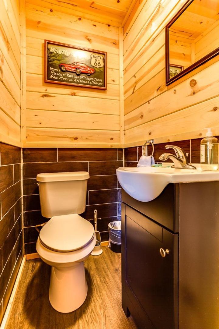 Route 66 Cabin Pigeon Forge Δωμάτιο φωτογραφία